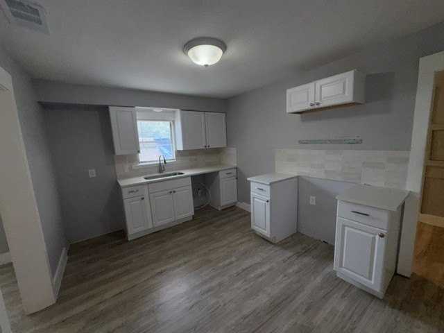 3728 S Main St - Photo 3 of 14