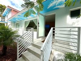 featured image of 1345 Sw 14th Ave
