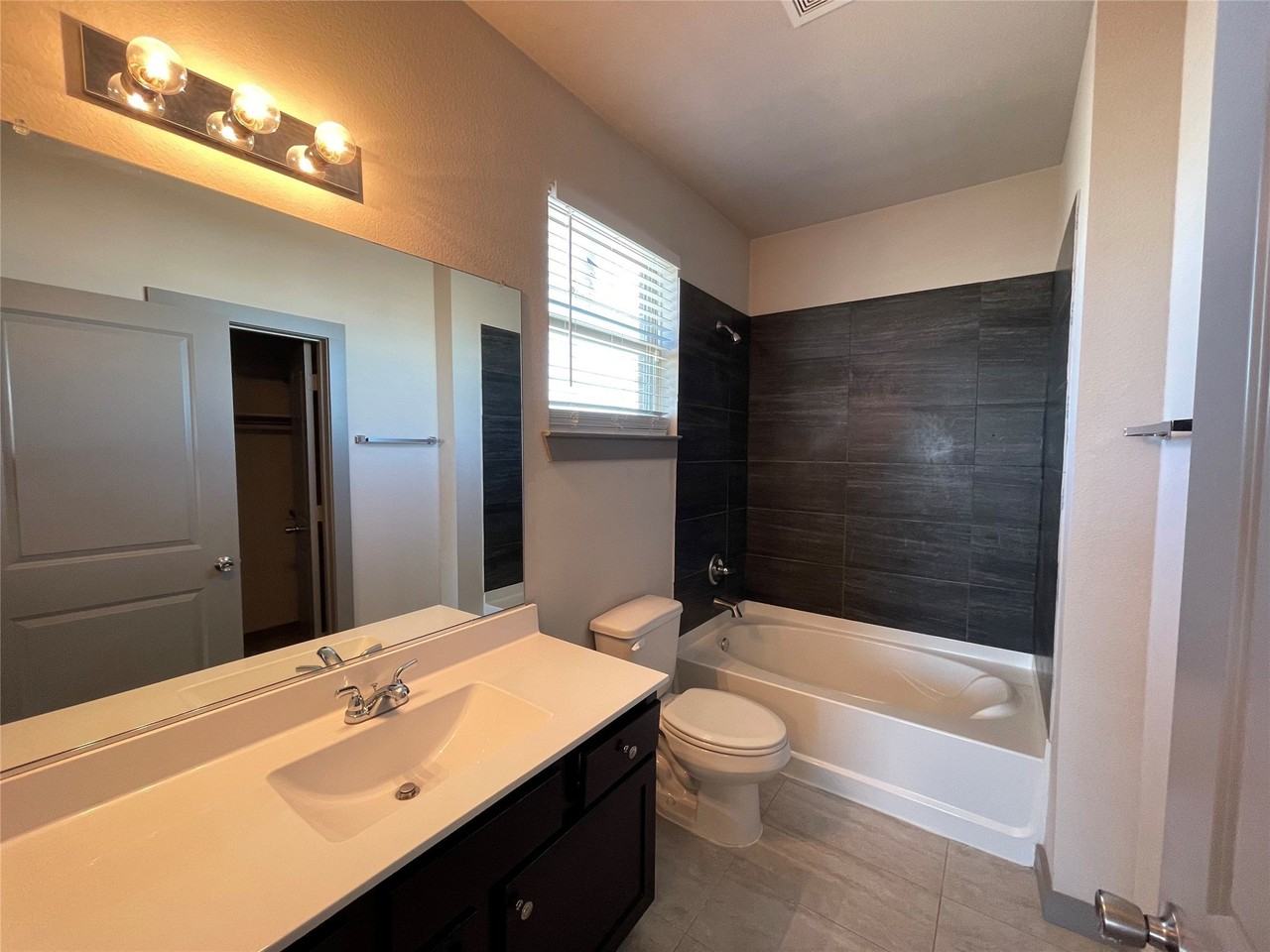 10604 Tube Dr #104 - Photo 4 of 16