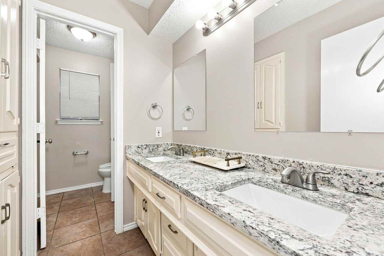 1315 Drury Dr - Photo 6 of 9