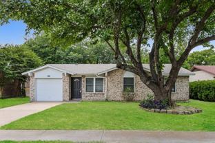 738 Lisa Ln - Photo 1 of 1