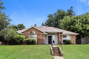 featured image of 404 Derby Ln