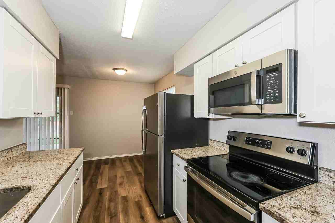 7225 Harold Walker Dr - Photo 2 of 8