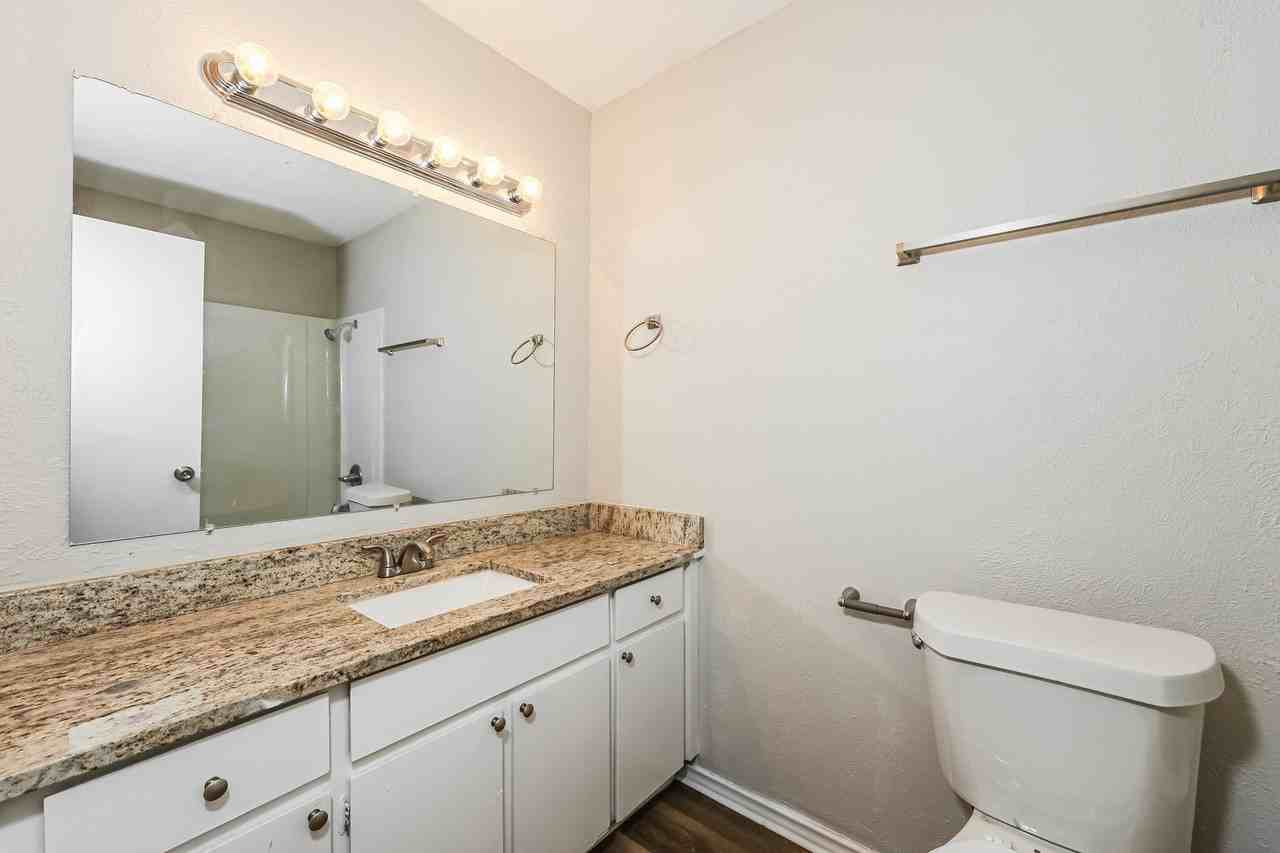 7225 Harold Walker Dr - Photo 6 of 8