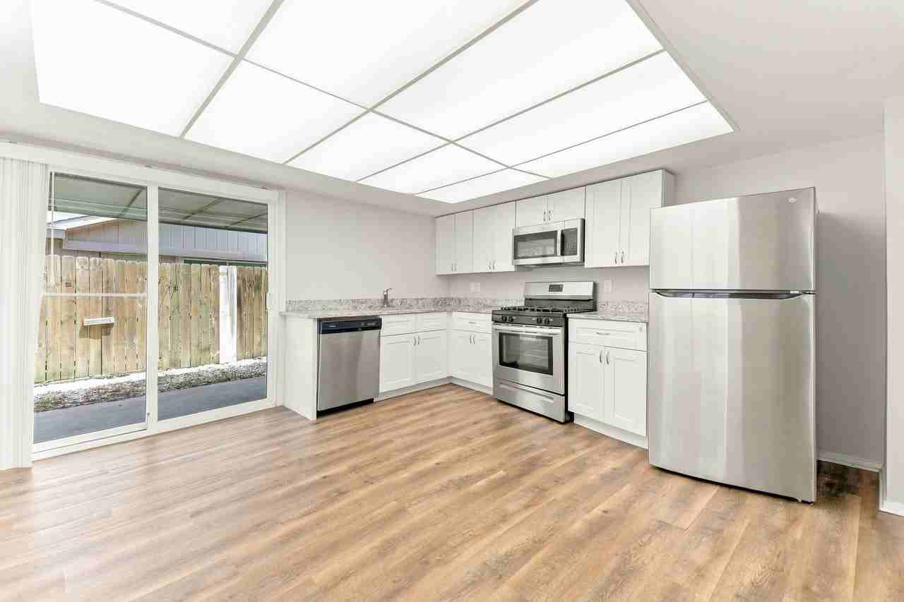 3041 Ripplewood Dr - Photo 3 of 10