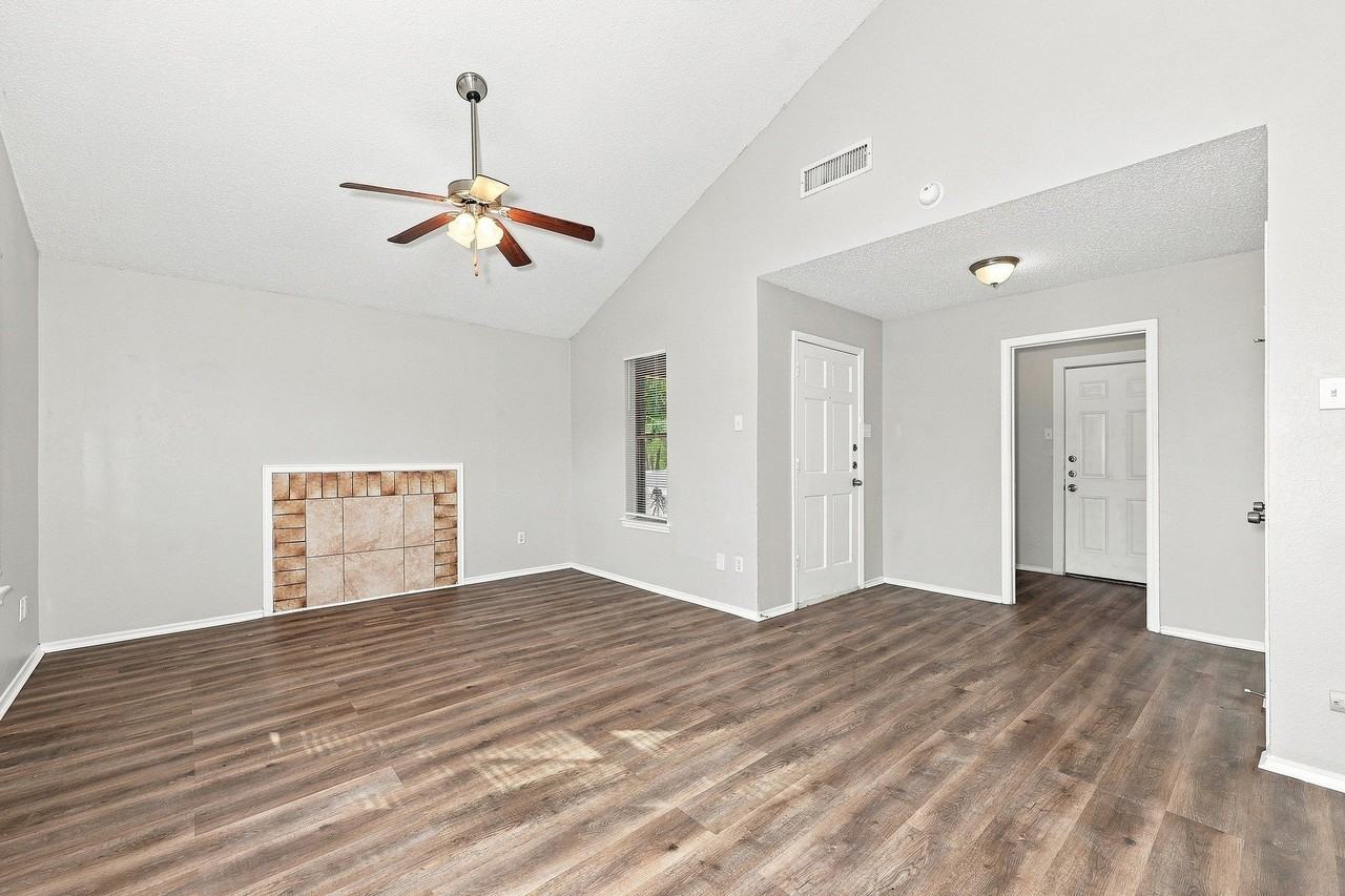 810 Bitter Creek Dr - Photo 4 of 12