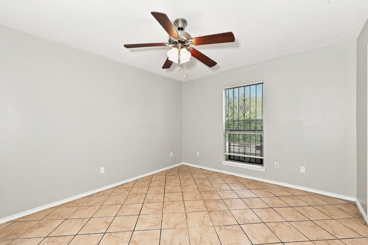 810 Bitter Creek Dr - Photo 7 of 12