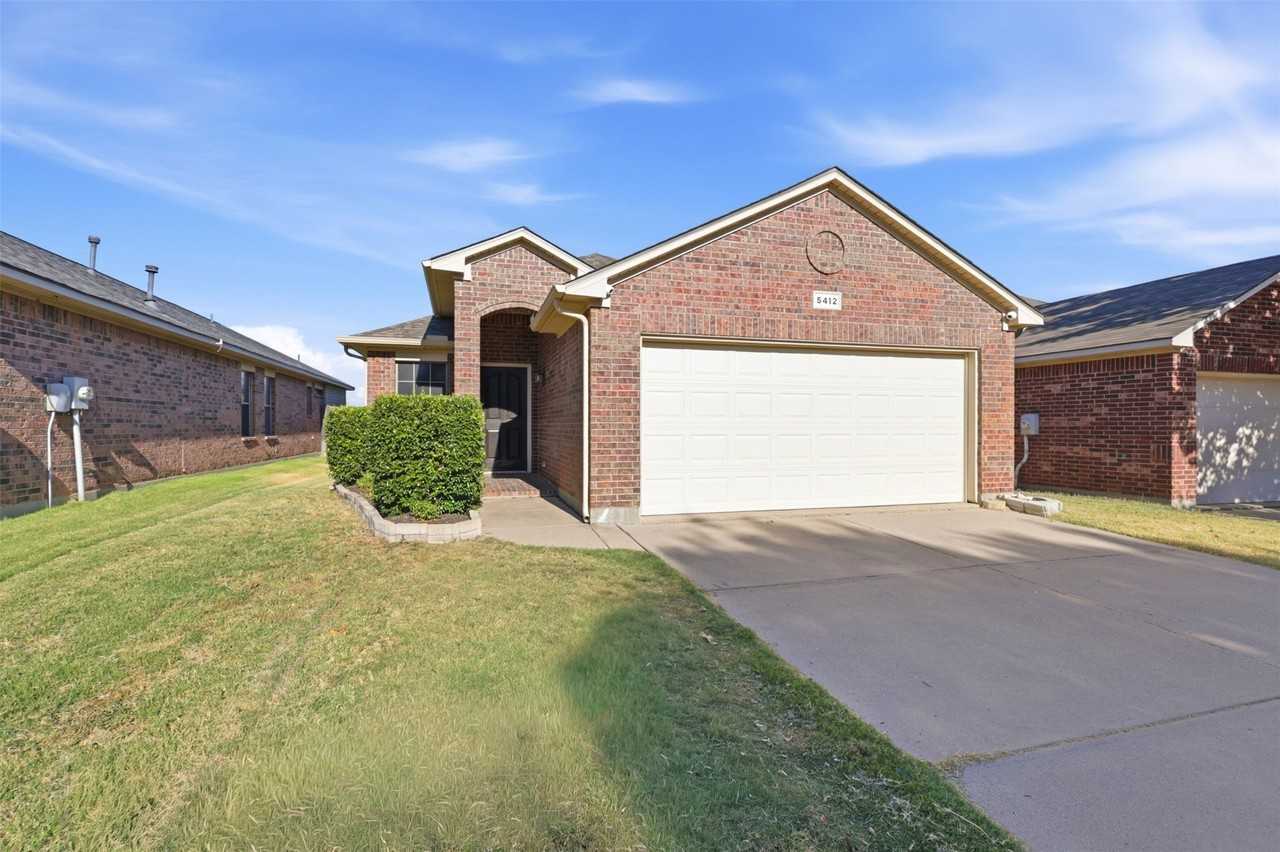 5412 Austin Ridge Dr - Photo 2 of 38
