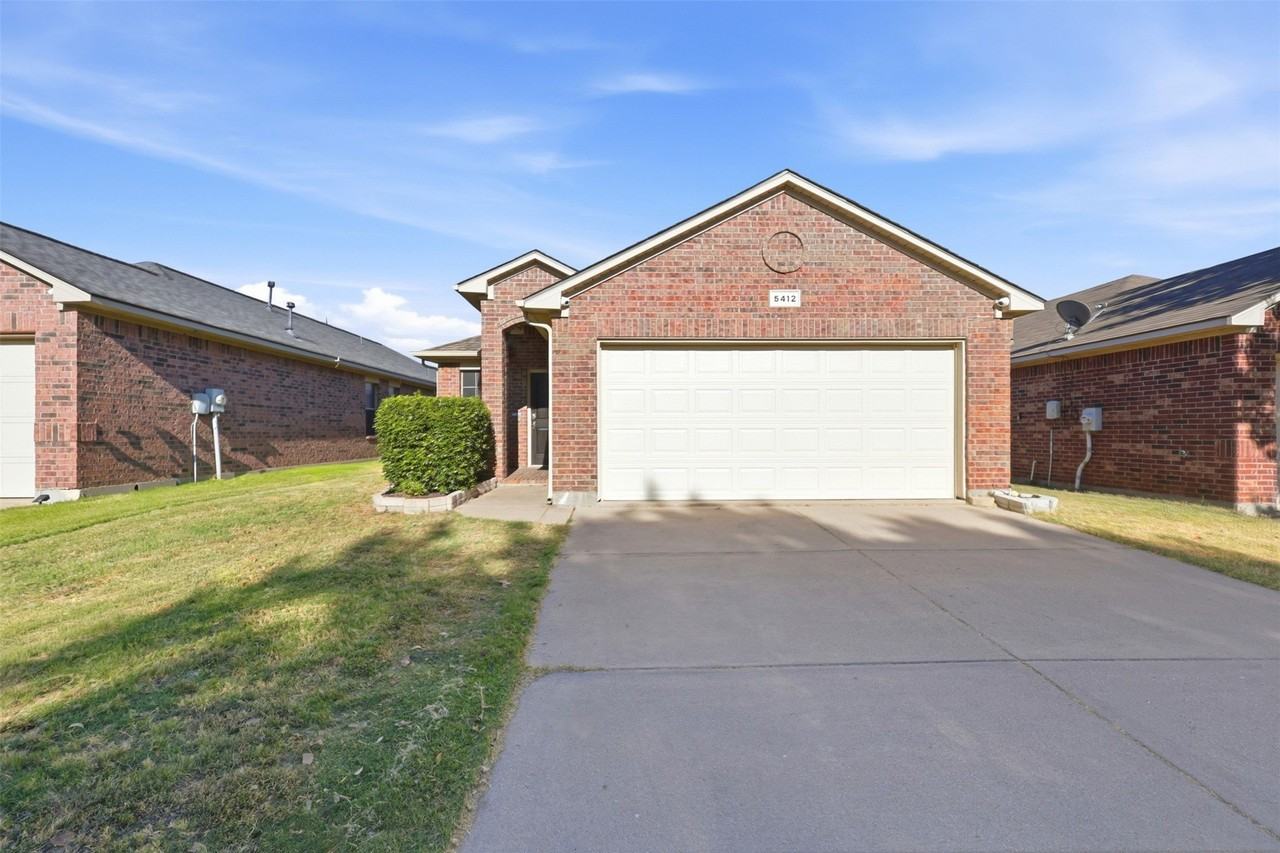 5412 Austin Ridge Dr - Photo 3 of 38