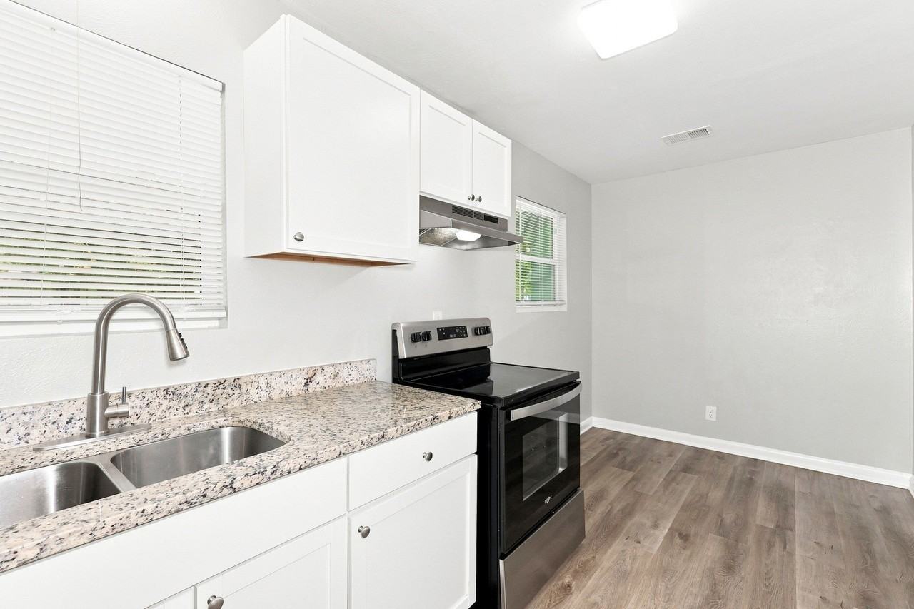 5825 Aton Ave - Photo 2 of 9
