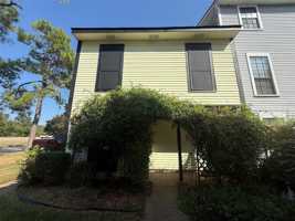 featured image of 1401 Oden St #24