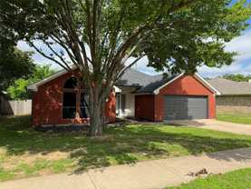 1025 Boardwalk St - Photo 1 of 1
