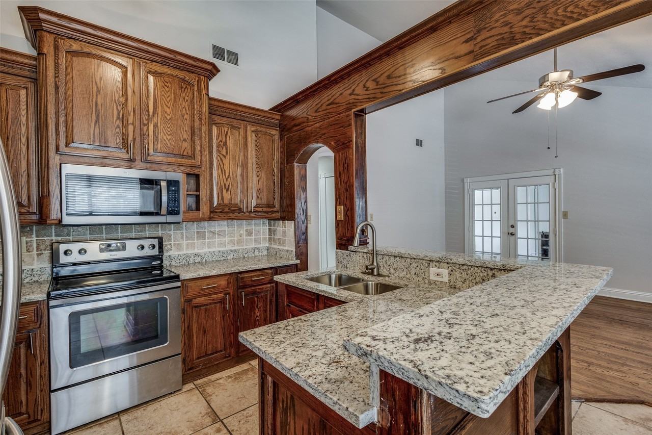 4427 Jenkins St - Photo 5 of 12