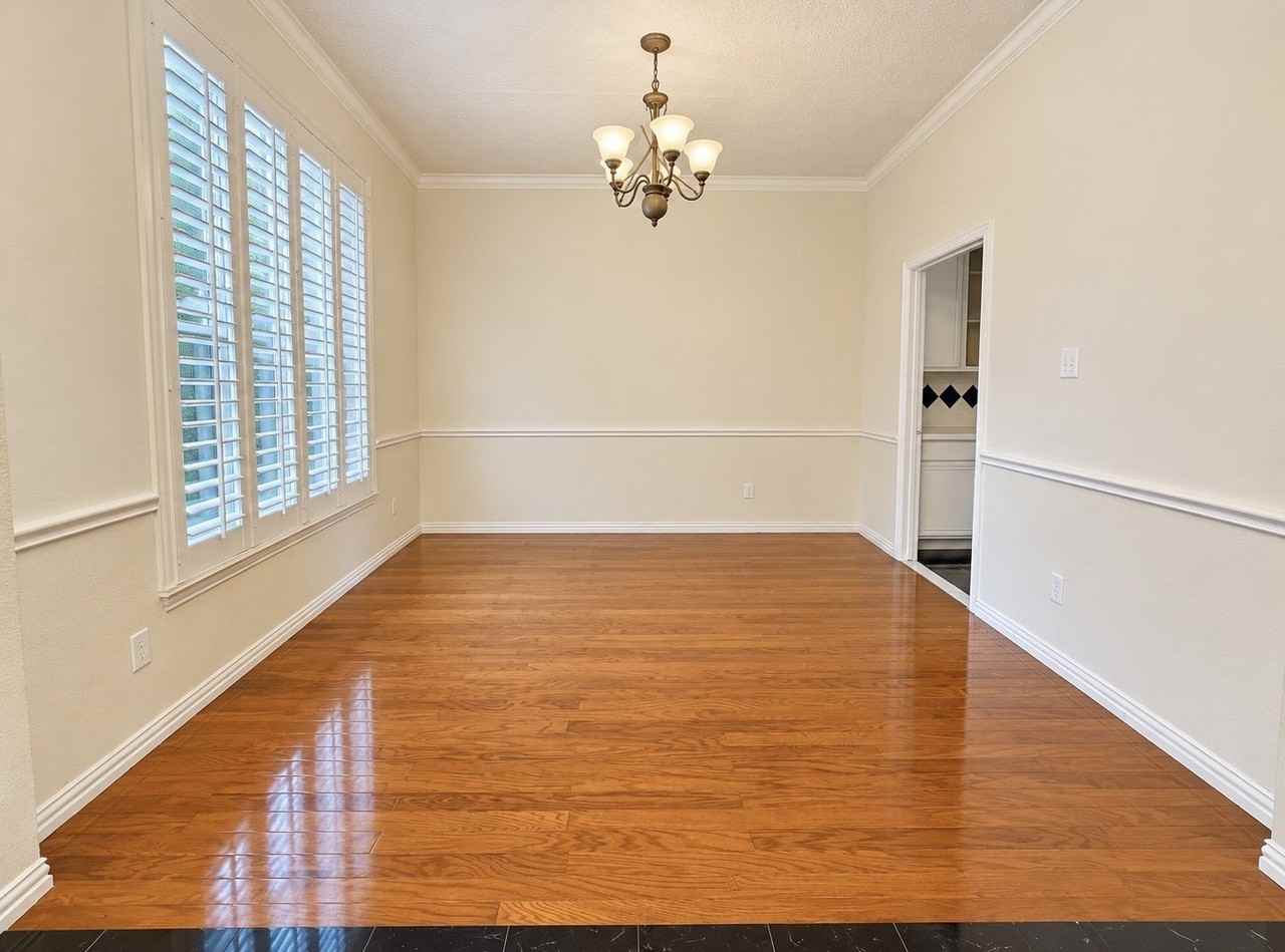 7872 Crazy Horse Dr - Photo 4 of 25