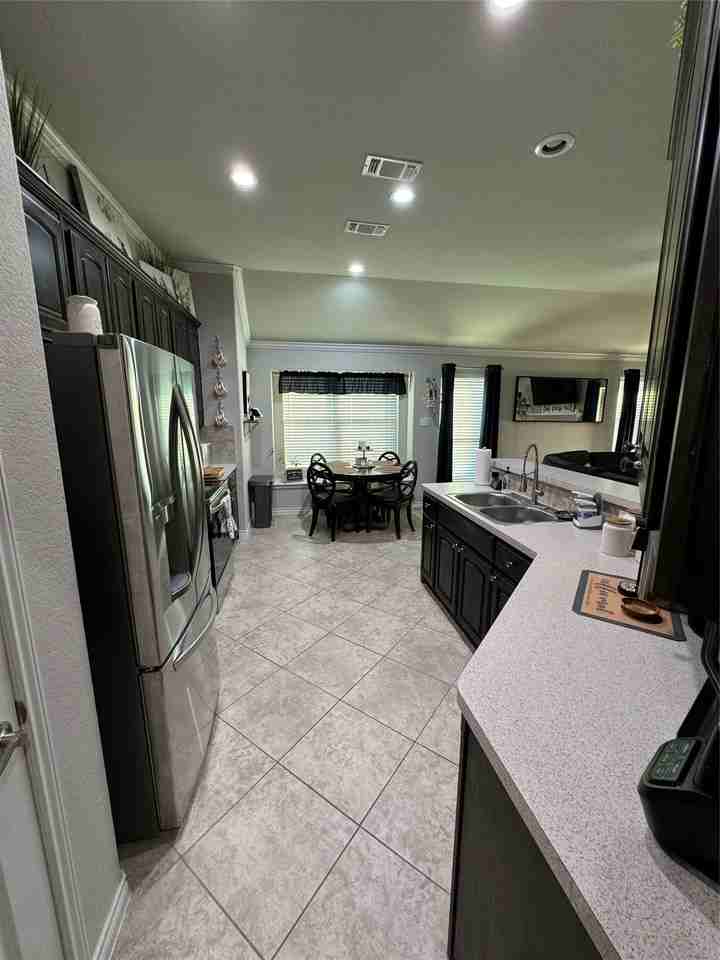 6041 Warmouth Dr - Photo 7 of 16