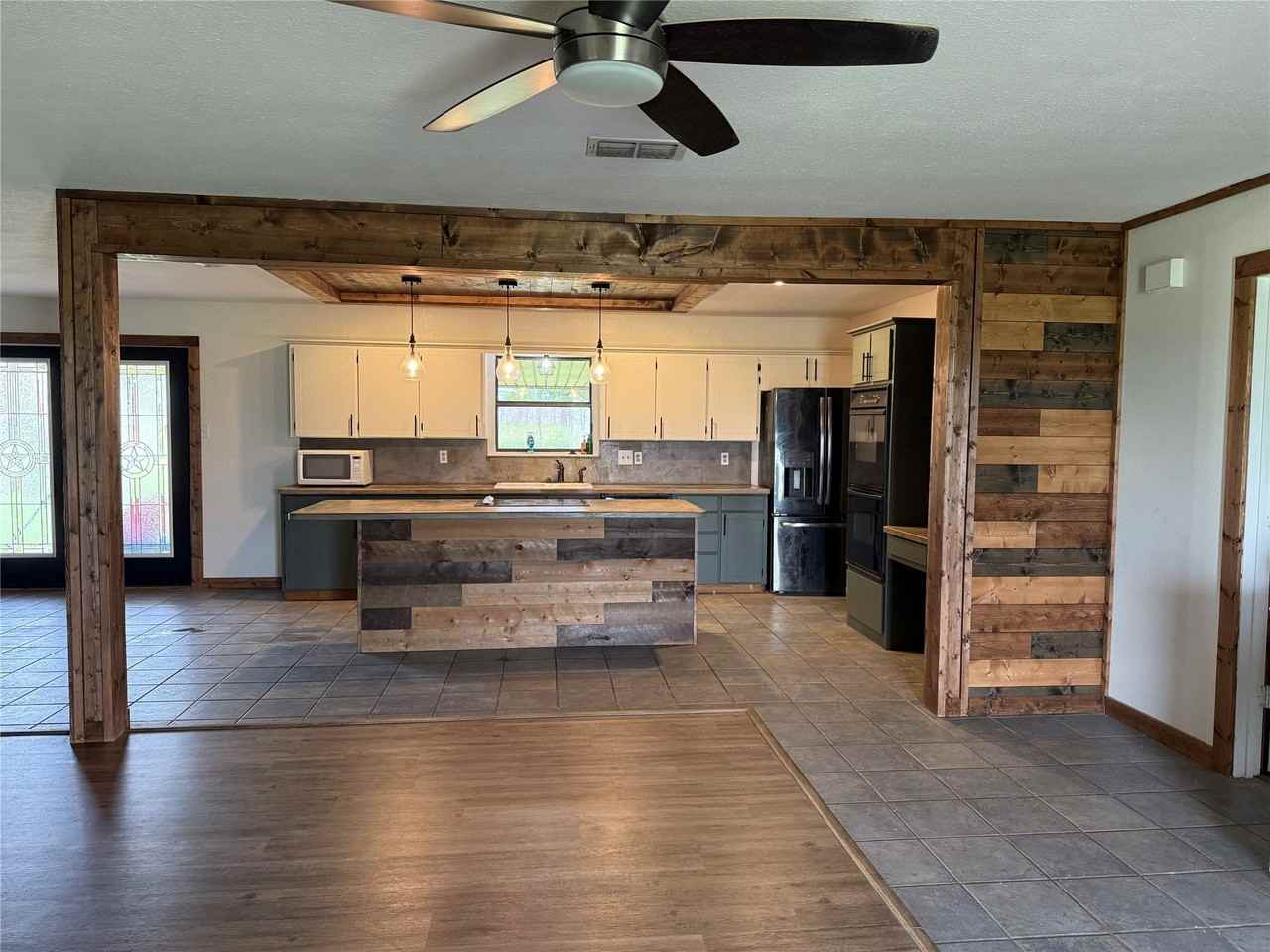 3471 County Road 177 - Photo 4 of 18