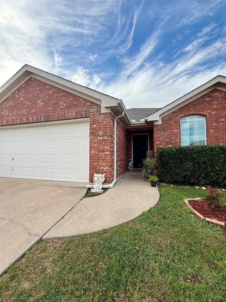 5004 Mountain Valley Ct - Photo 2 of 19