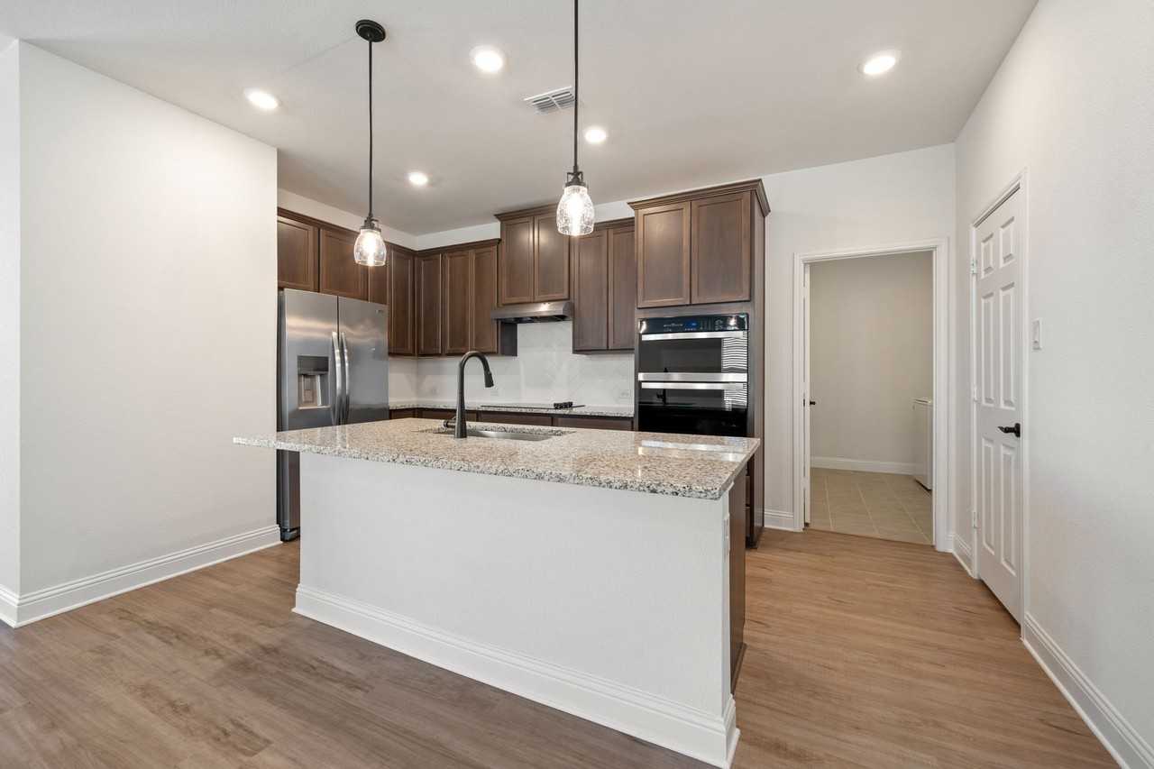 949 Brock Dr - Photo 3 of 16