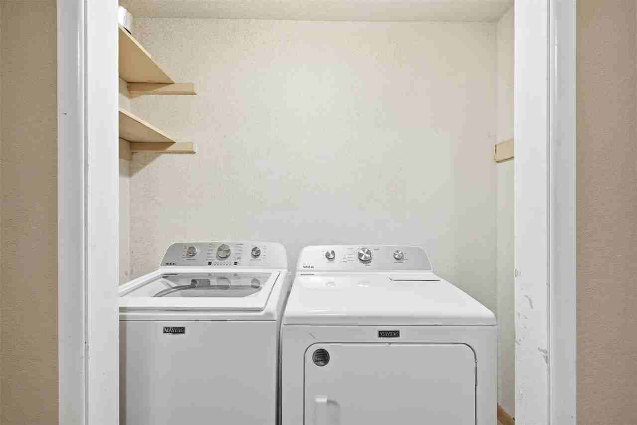 6117 Pyramid Blvd - Photo 7 of 17