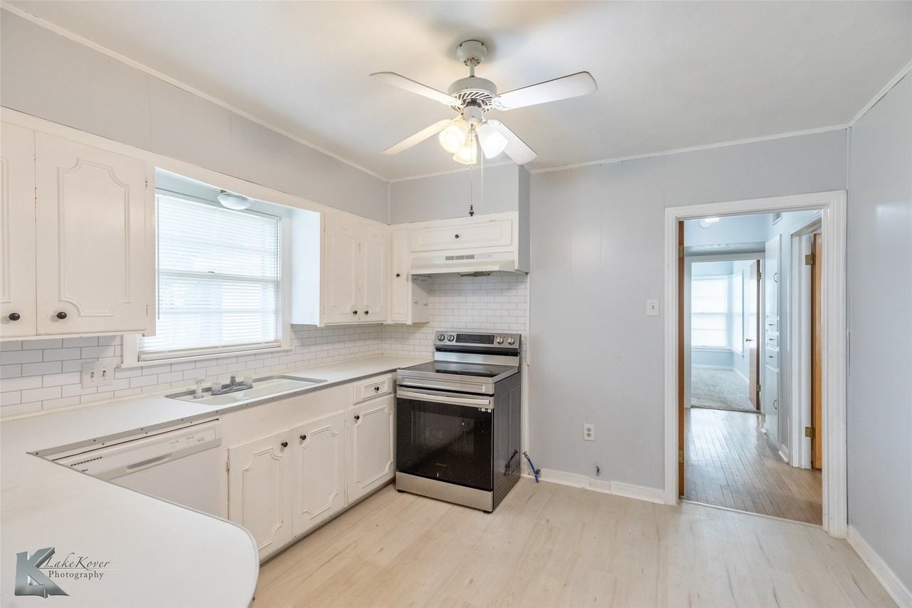 1402 Herring - Photo 6 of 33
