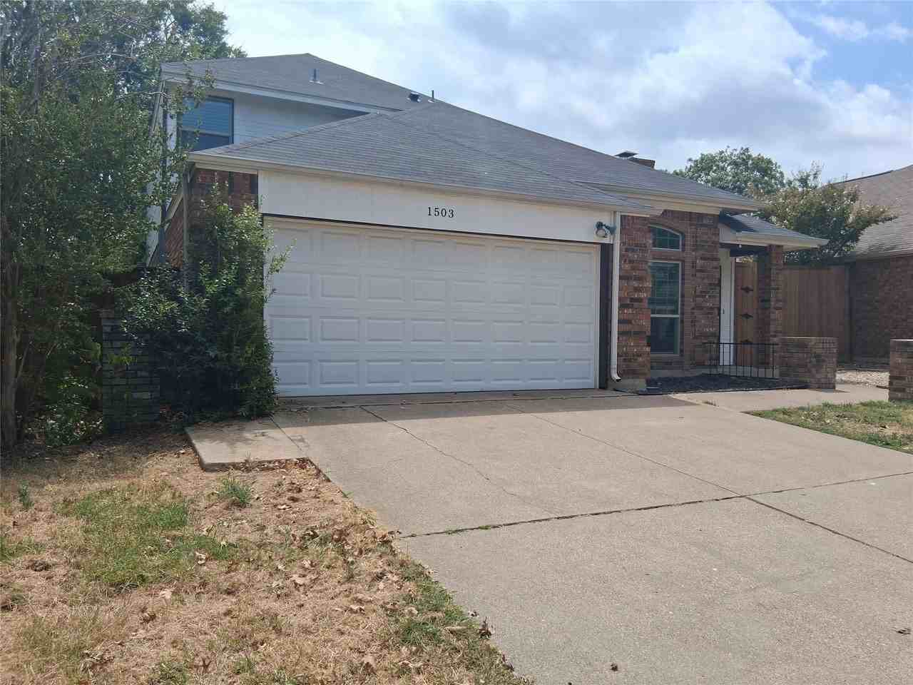 1503 Laguna Vista Way - Photo 3 of 37