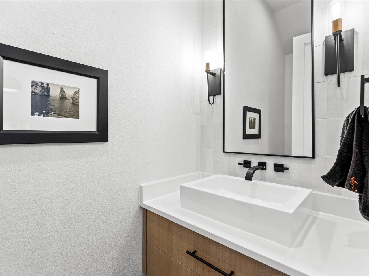 401 Martinique Ave - Photo 7 of 19
