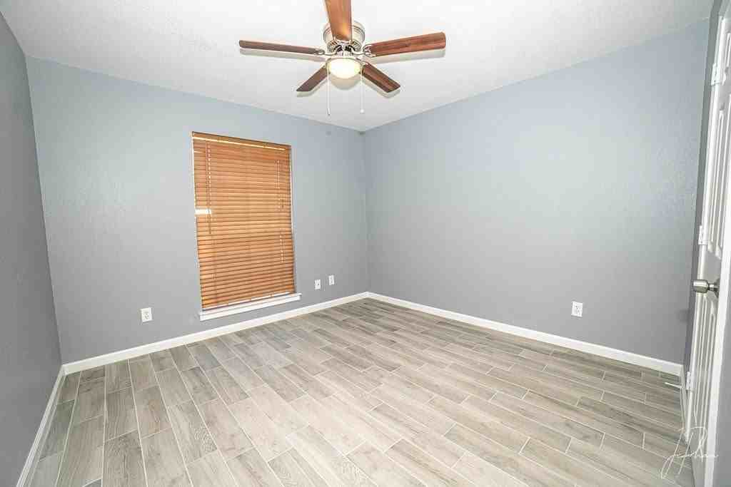 8016 Tree Leaf Ln - Photo 5 of 23