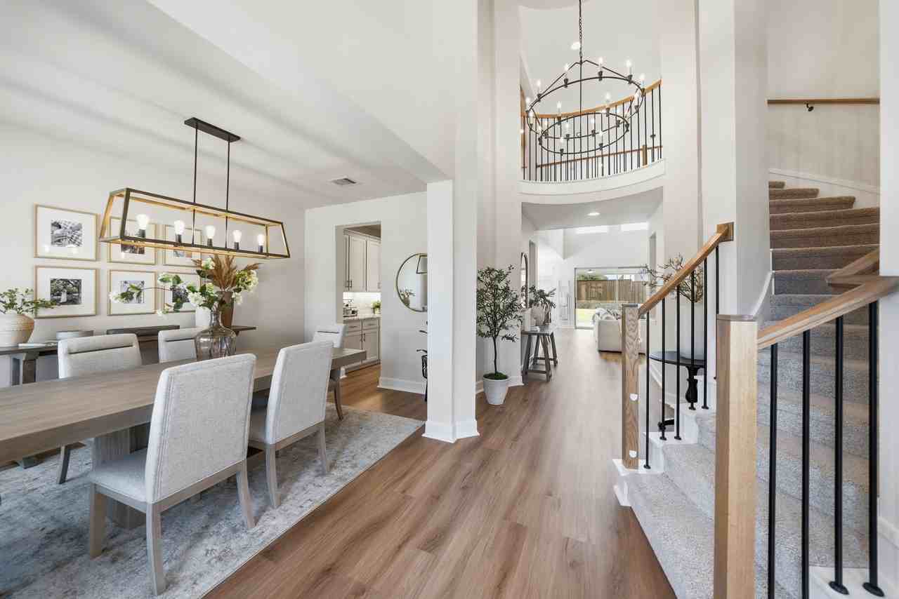 2229 Plumeria Ln - Photo 4 of 40