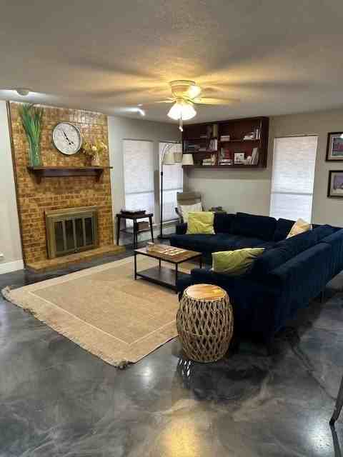 1549 Sir Thopas Ct - Photo 3 of 25