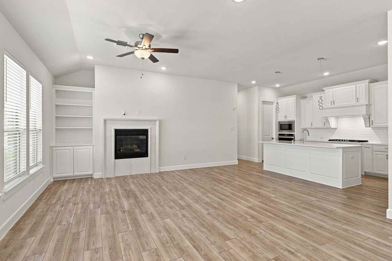 13008 Cabana Dr - Photo 5 of 24