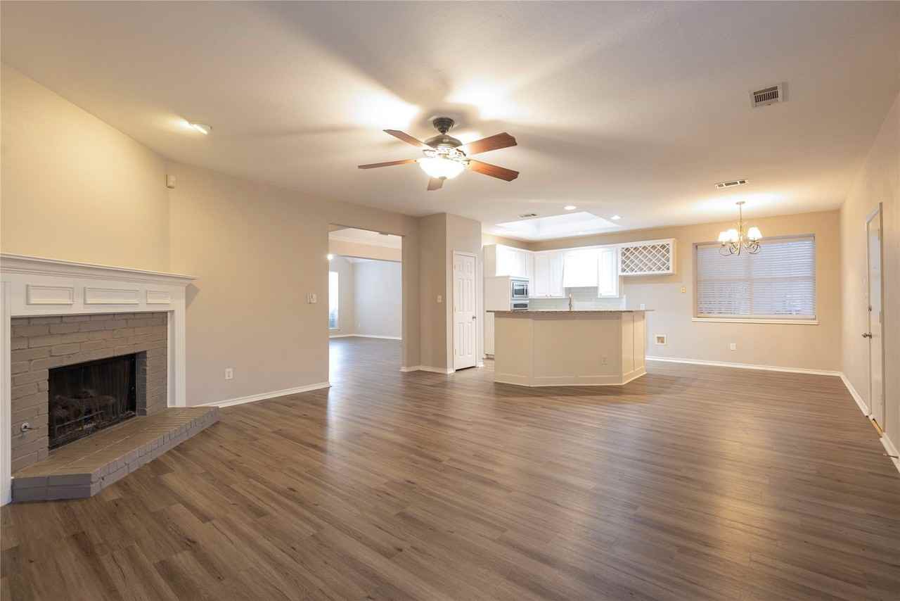 7829 Case Dr - Photo 6 of 27