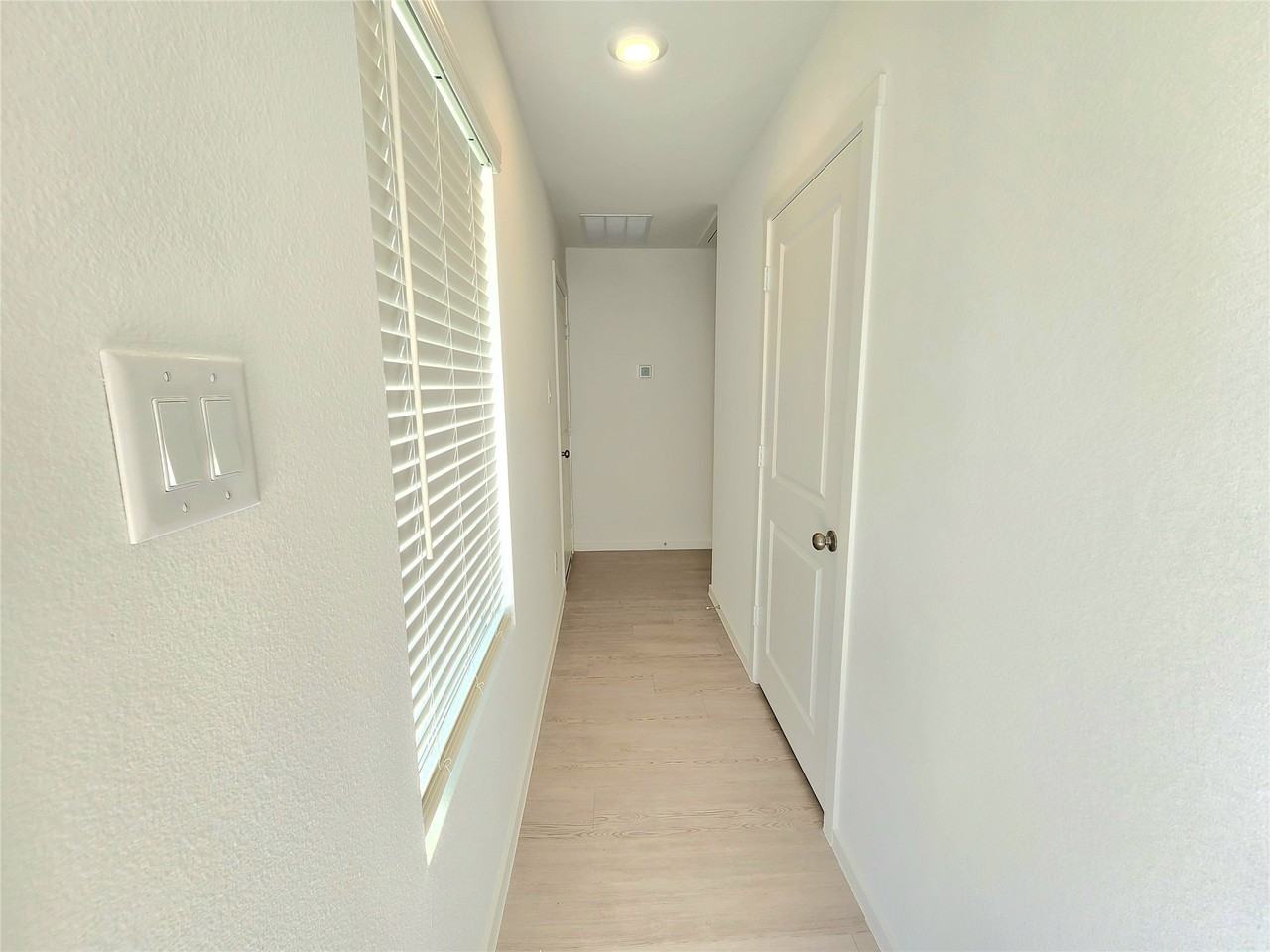 5318 Cinnamon Ln - Photo 4 of 9