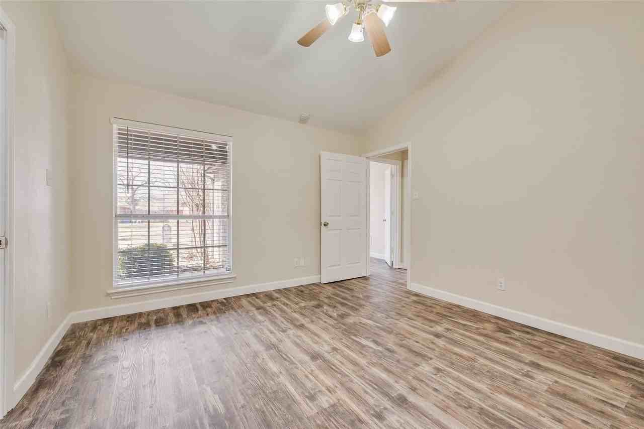 2126 Millwood Dr - Photo 4 of 20