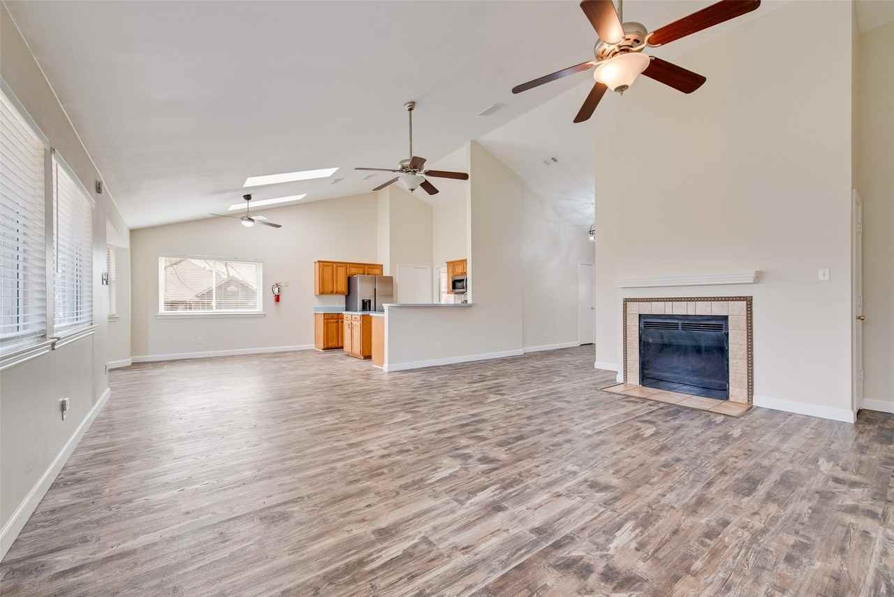 2126 Millwood Dr - Photo 6 of 20