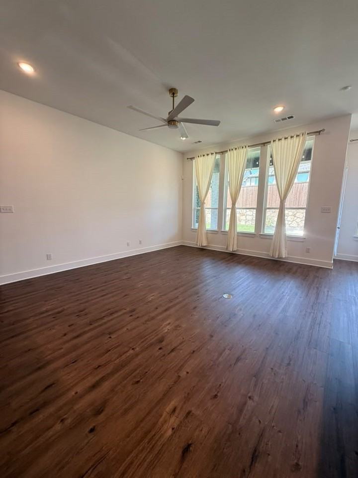 4309 Minnow Cove Rd - Photo 6 of 31