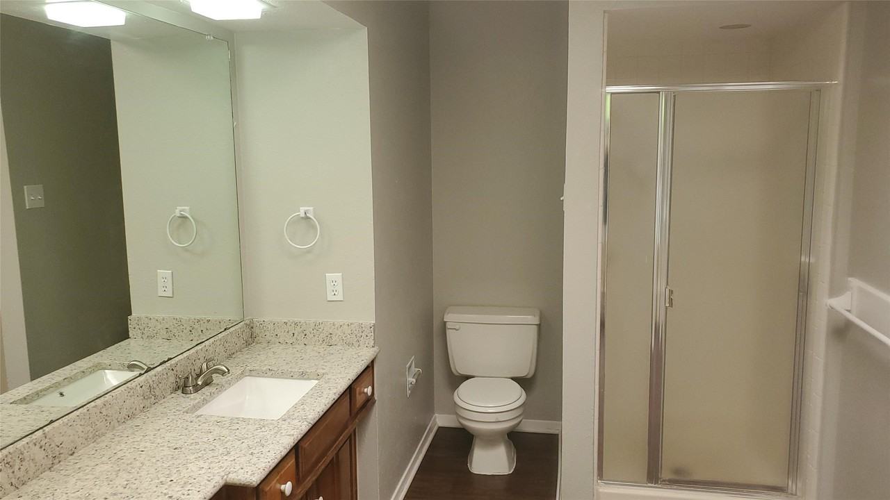 317 Doral Pl - Photo 5 of 16