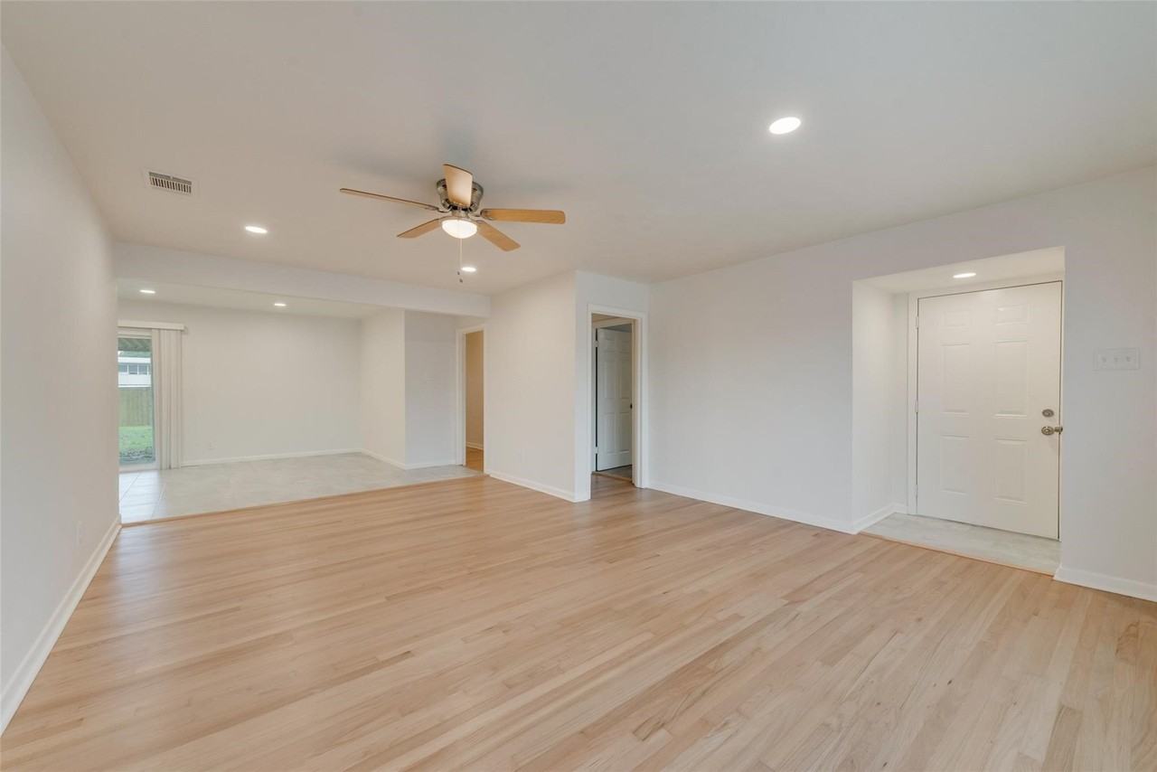 2643 San Medina Ave - Photo 3 of 20