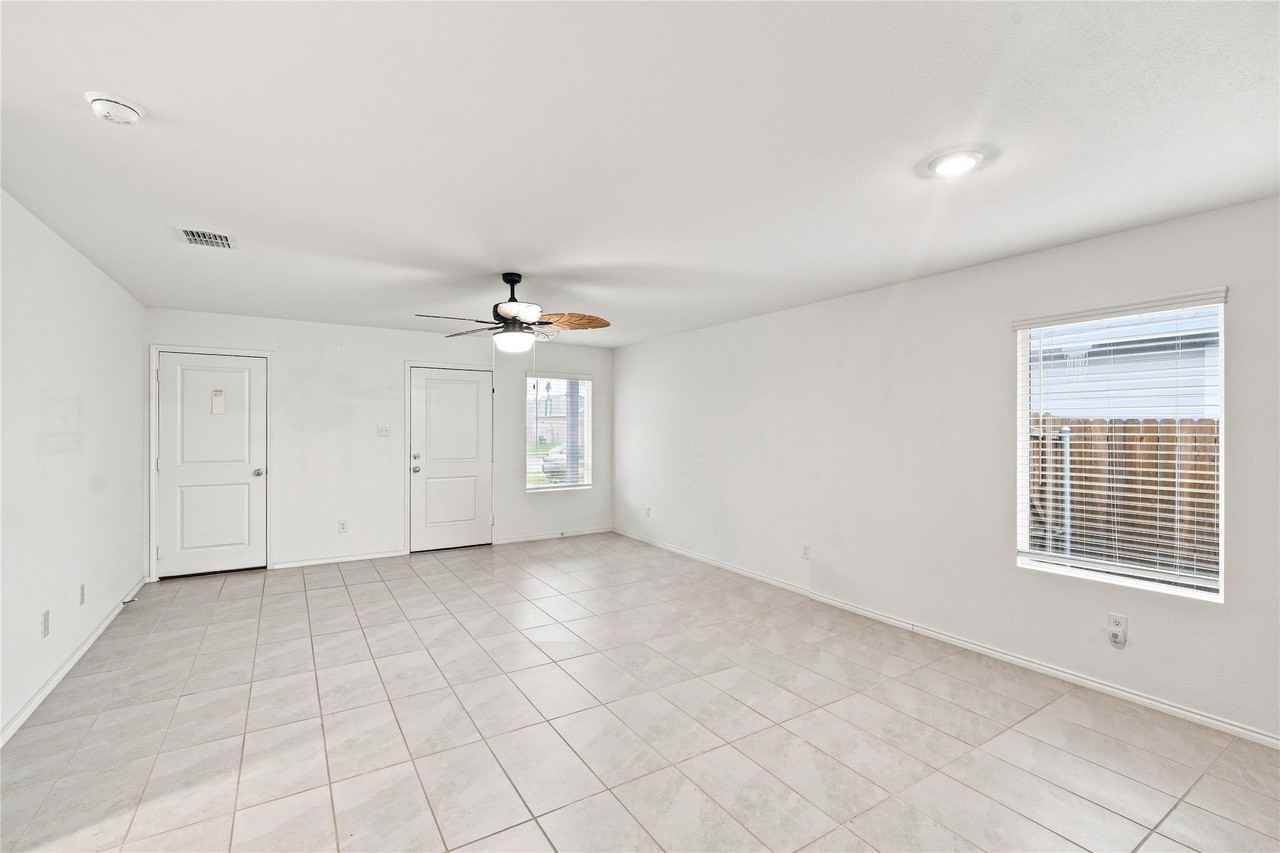 1706 Horizons Hl - Photo 6 of 15