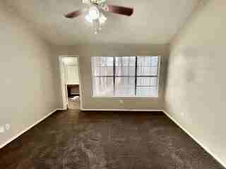 10228 Ridge Oak St - Photo 7 of 9