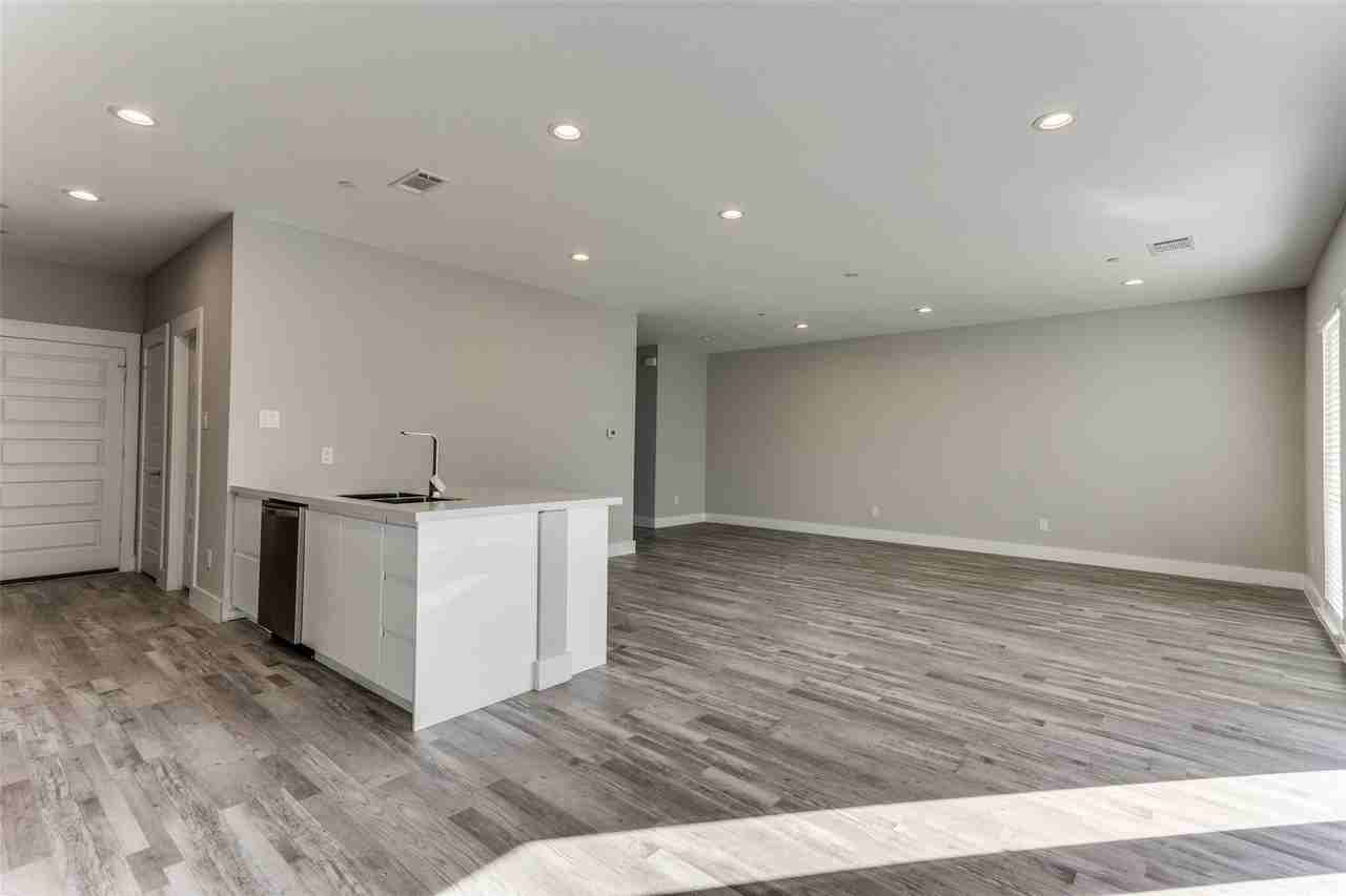 3017 Mayeda Cir - Photo 4 of 8