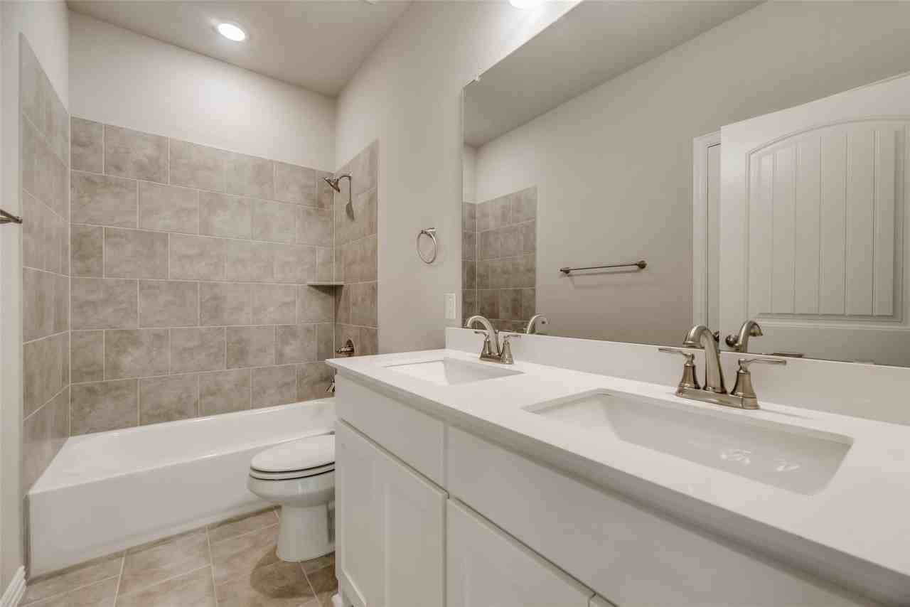 107 Yampa Ct - Photo 6 of 19