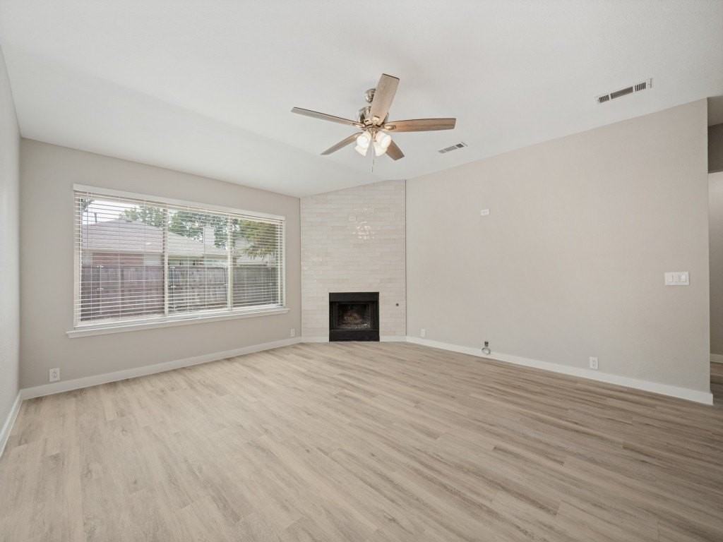 2428 Breanna Way - Photo 5 of 25