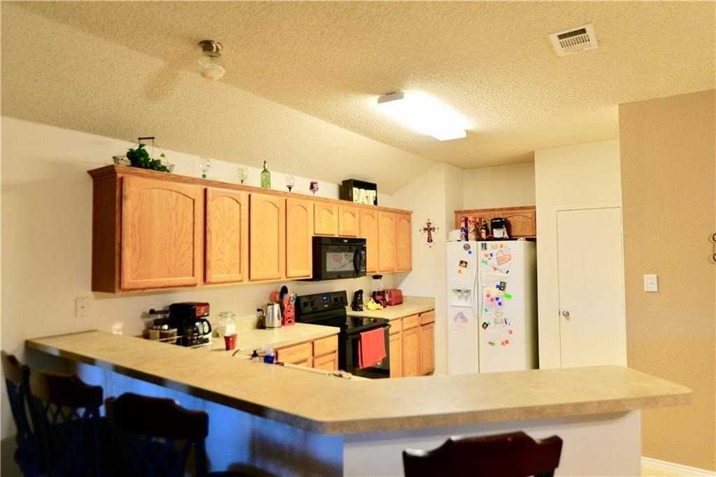 602 Diamond Creek Dr - Photo 2 of 8