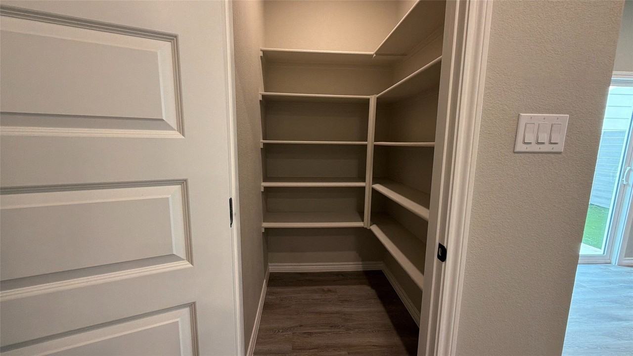 1929 Woodlawn Way #98 - Photo 5 of 16