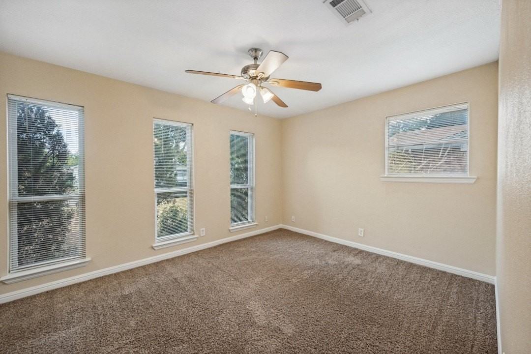 4221 Ashmore Dr - Photo 6 of 12