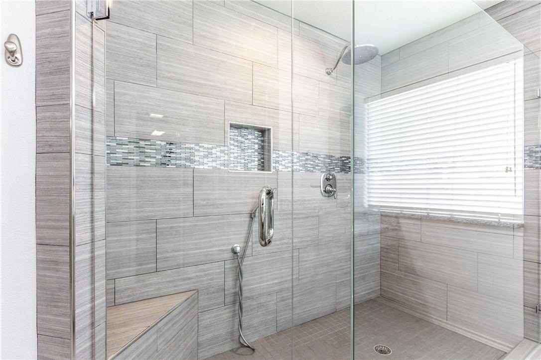 1020 Bonanza Dr - Photo 3 of 7