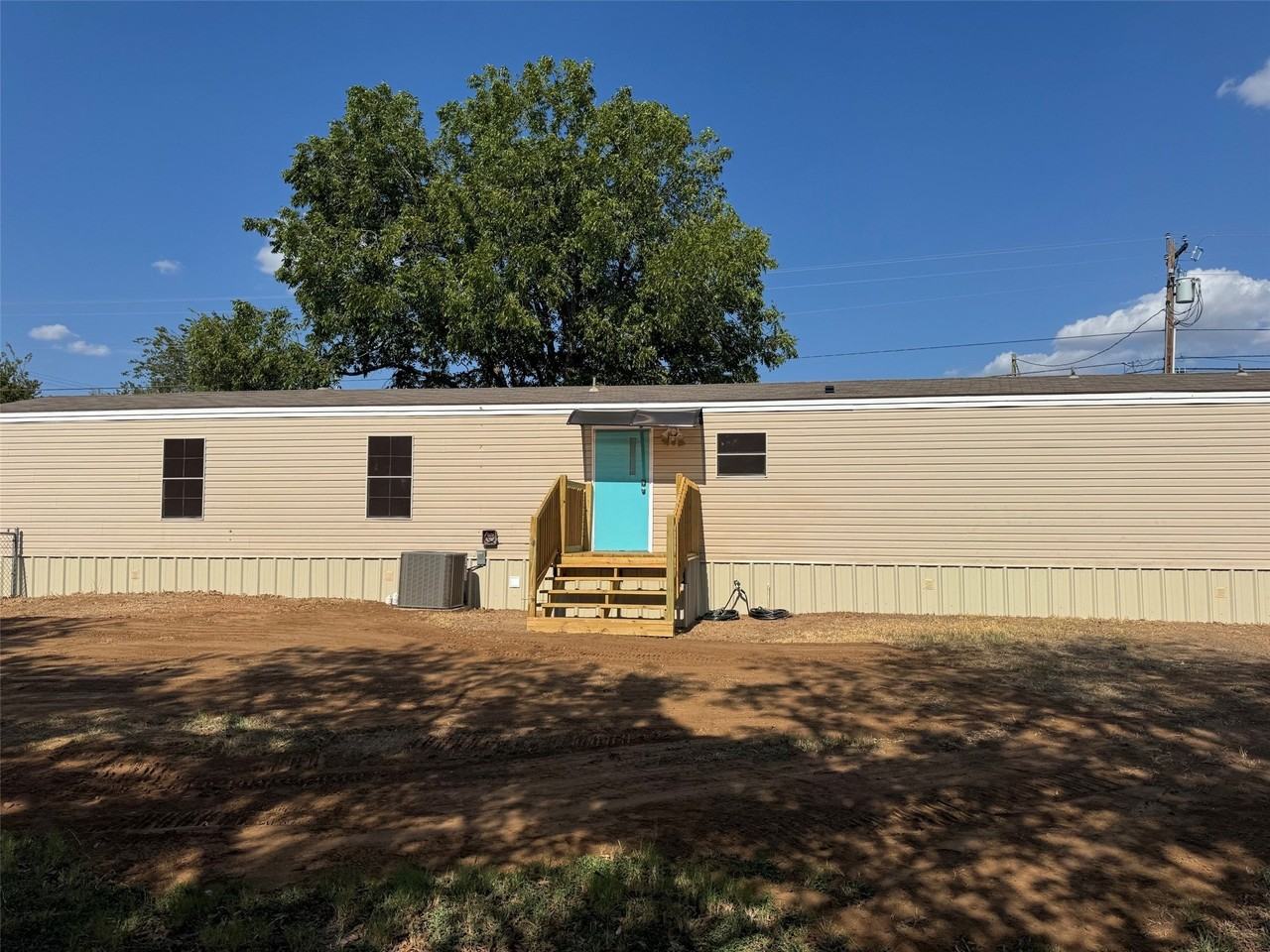 3510 Gerry Dr - Photo 4 of 24