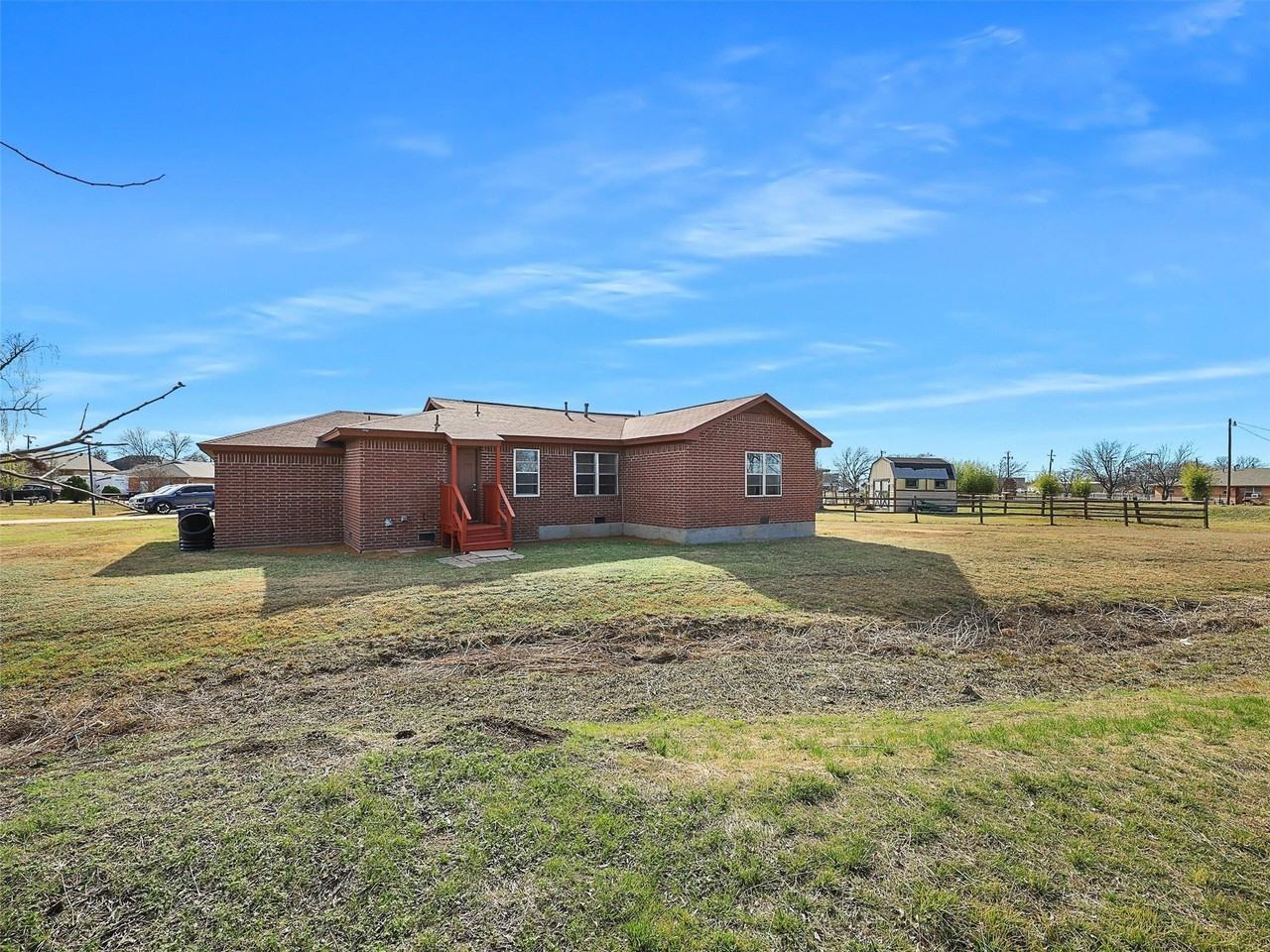 707 Doris Ln - Photo 2 of 25
