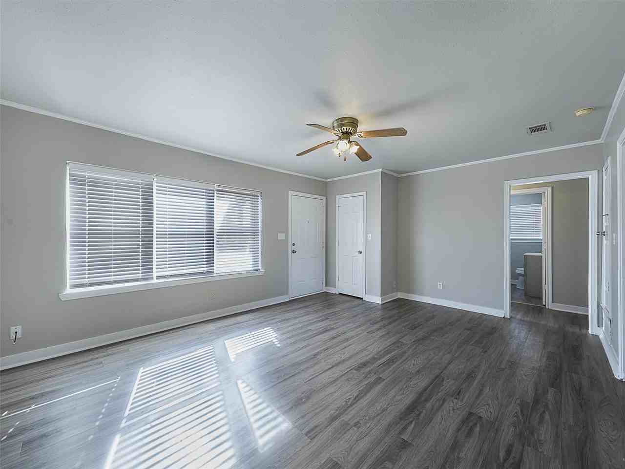 707 Doris Ln - Photo 6 of 25