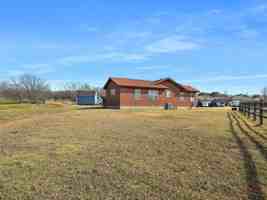 featured image of 707 Doris Ln